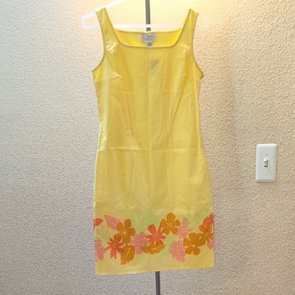 LOFT Stretch Yellow Top